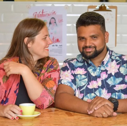 Adi Rahmani und seine Frau sind passionierte indisch Köche und sorgen als Partner für herrliche Mitarbeiterverpflegung im Büro.